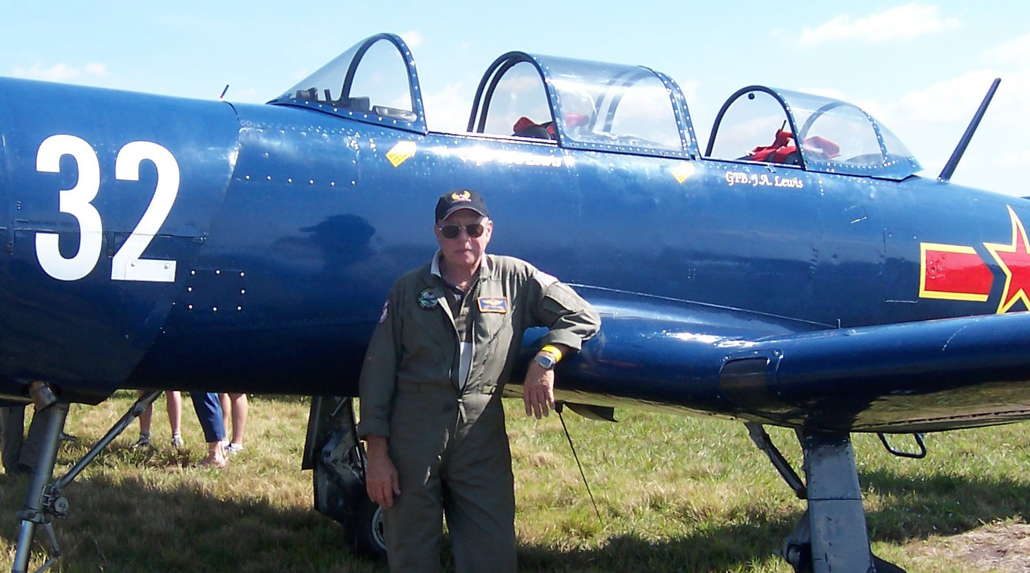 Tamiami Airport, Miami Dade County FL Florida warbird plan and airplane